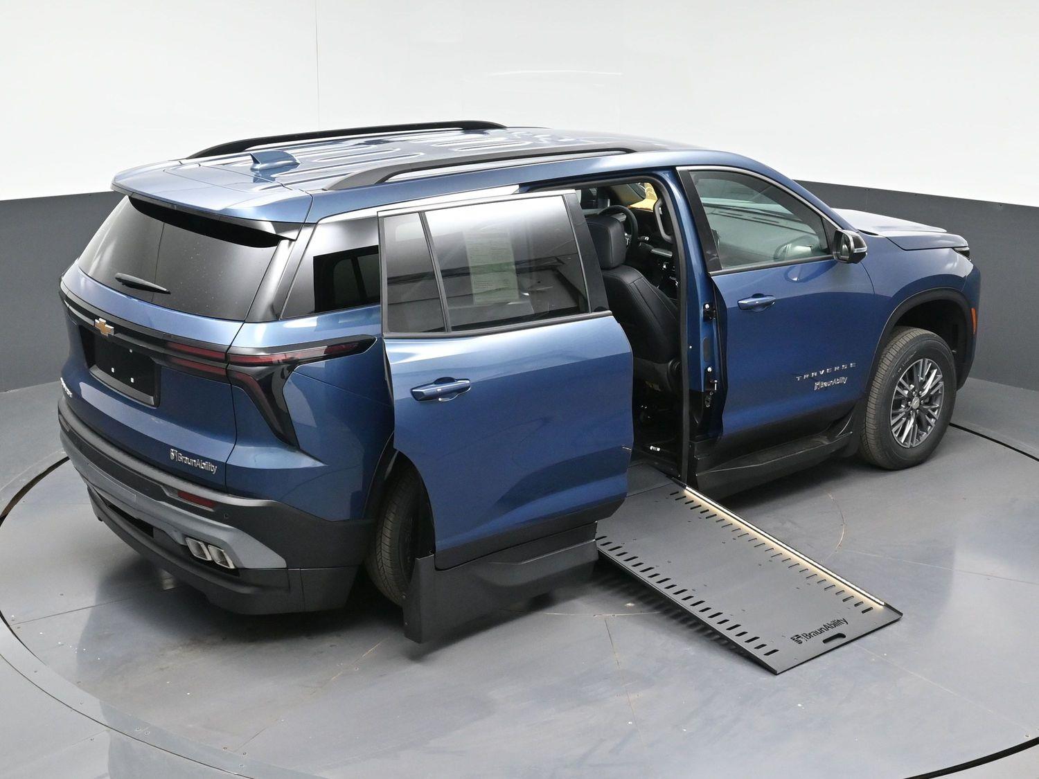 New 2026 Chevrolet Traverse 1LT