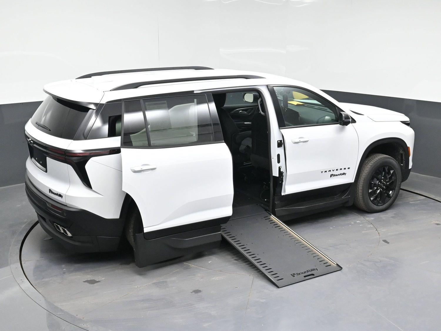 New 2026 Chevrolet Traverse Traverse