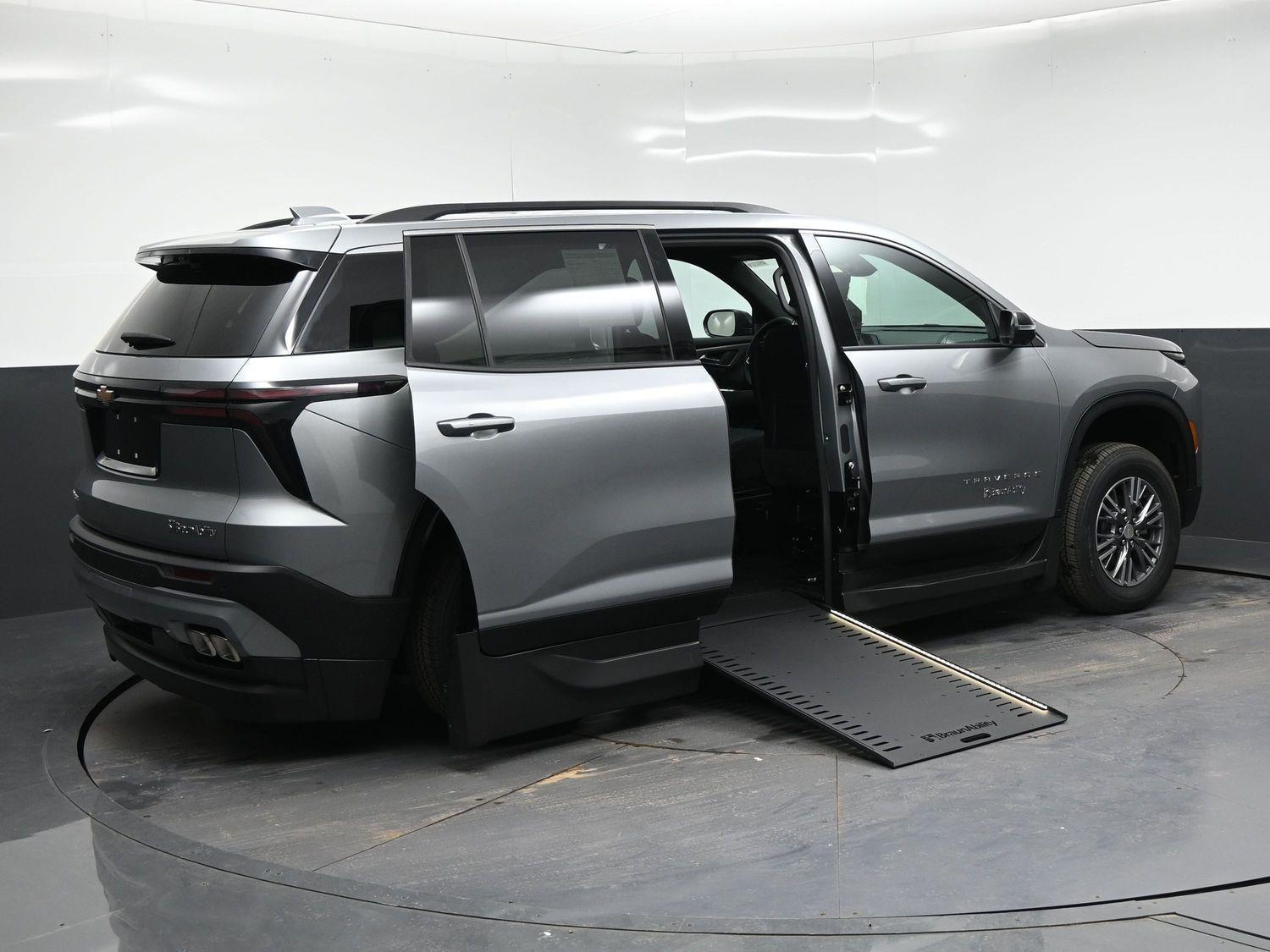 New 2026 Chevrolet Traverse 1LT