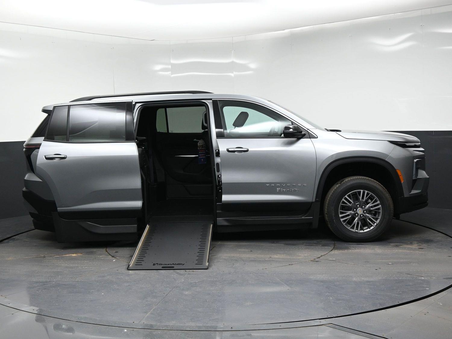 New 2026 Chevrolet Traverse 1LT