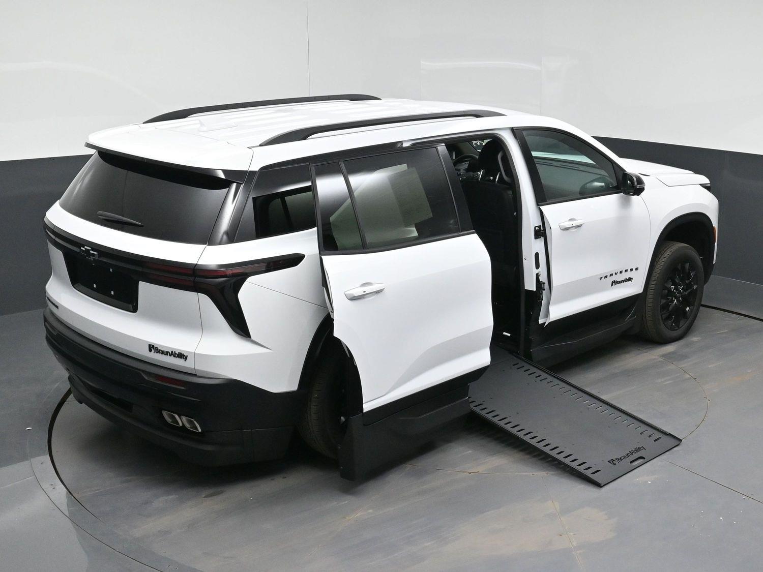 New 2026 Chevrolet Traverse 1LT