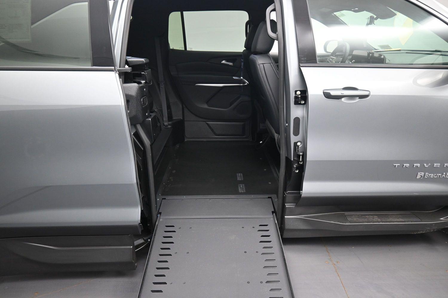 New 2026 Chevrolet Traverse 1LT