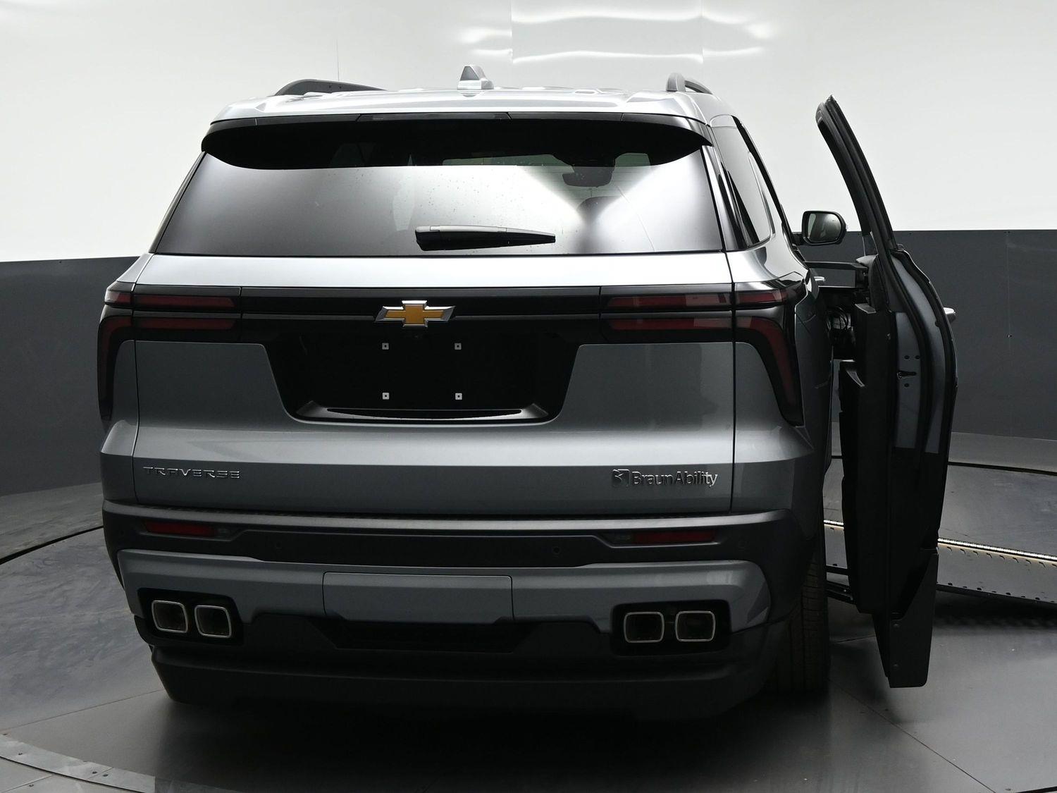 New 2026 Chevrolet Traverse 1LT