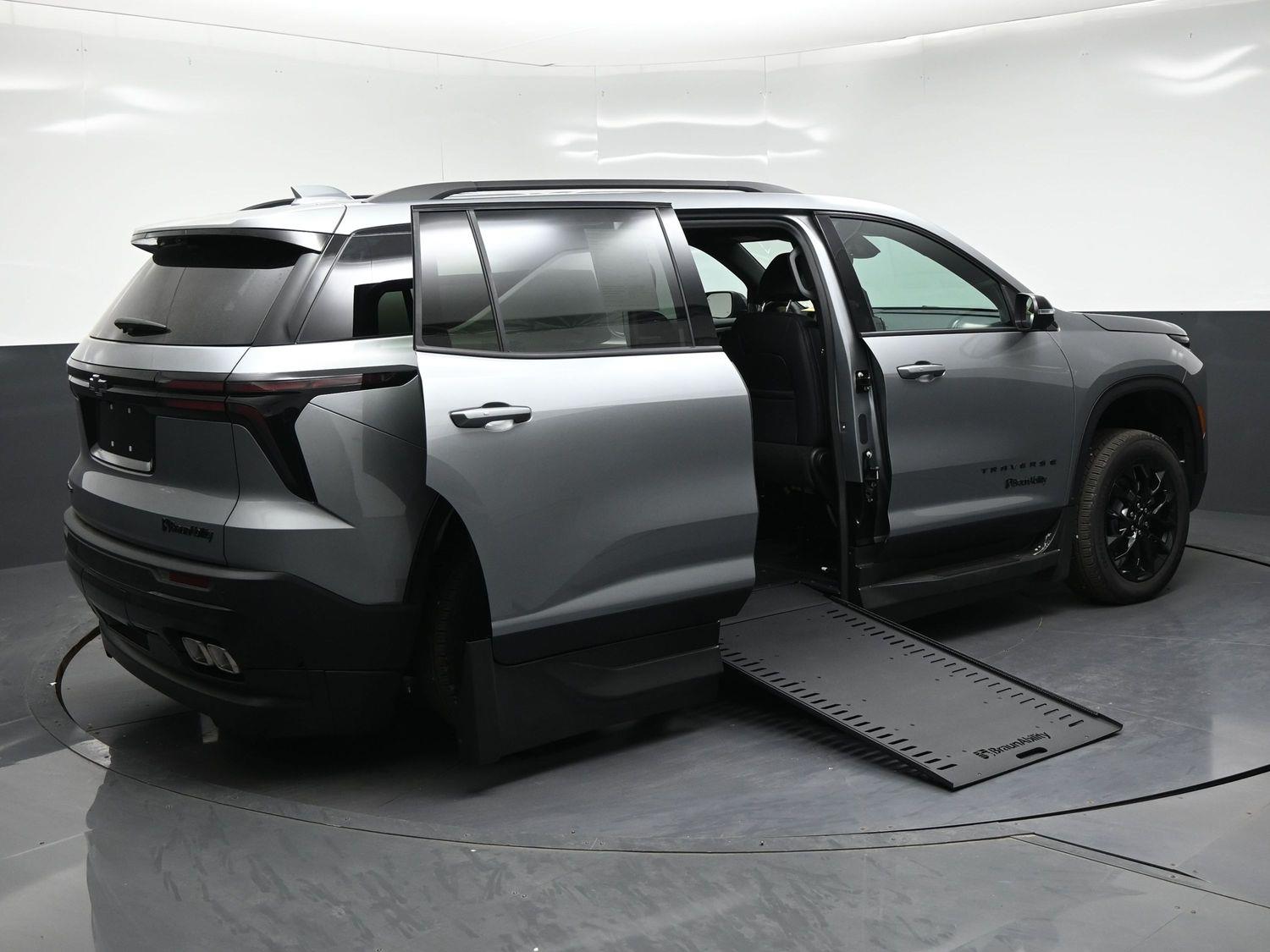 New 2026 Chevrolet Traverse 1LT