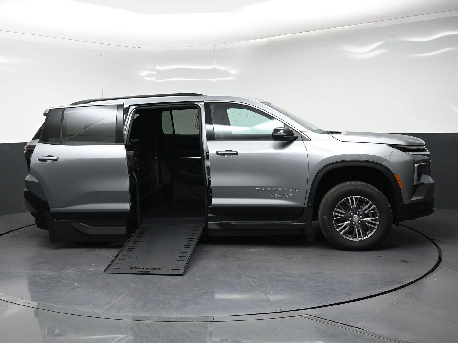 New 2026 Chevrolet Traverse 1LT