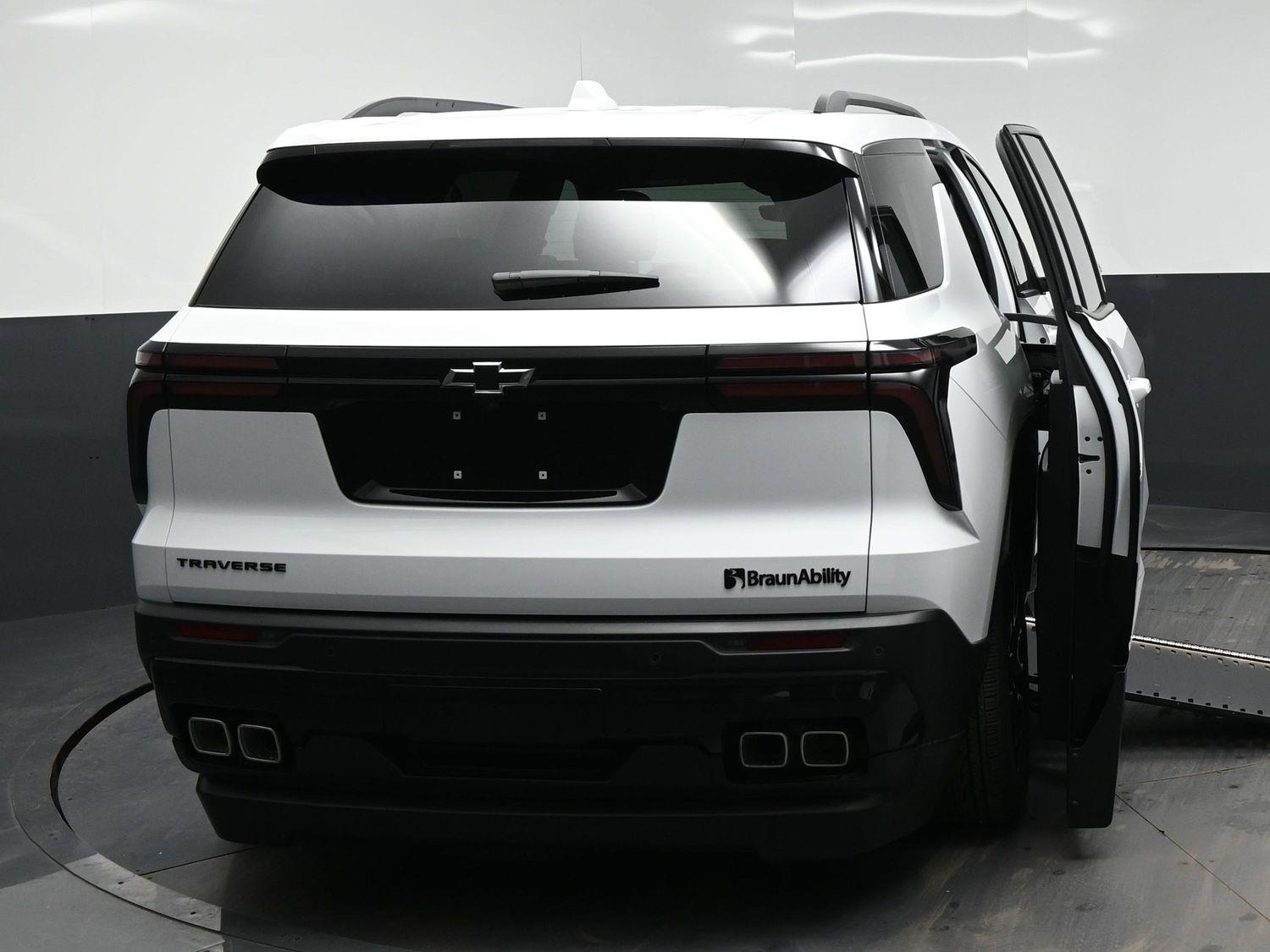 New 2026 Chevrolet Traverse 1LT