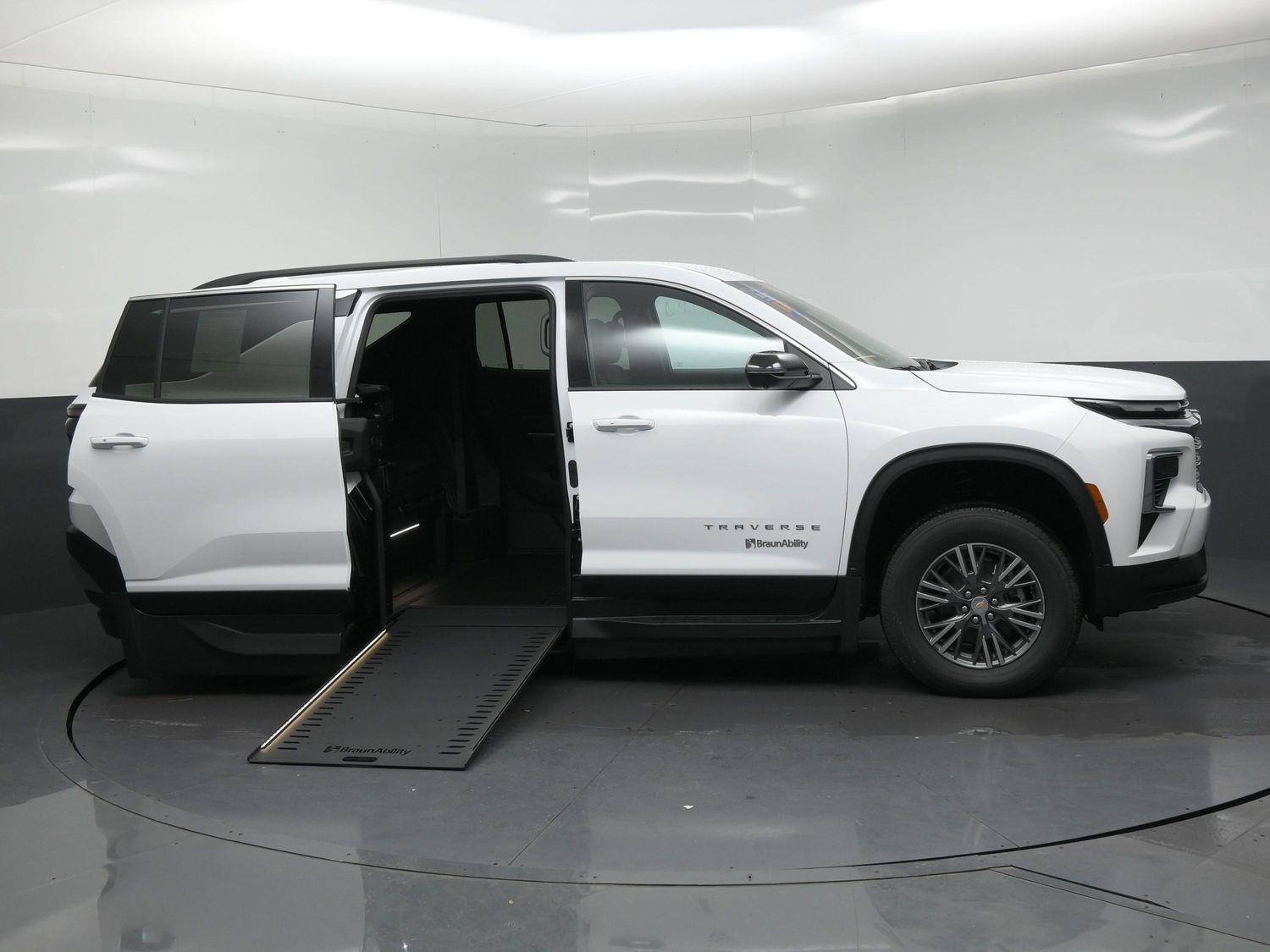 New 2026 Chevrolet Traverse 1LT