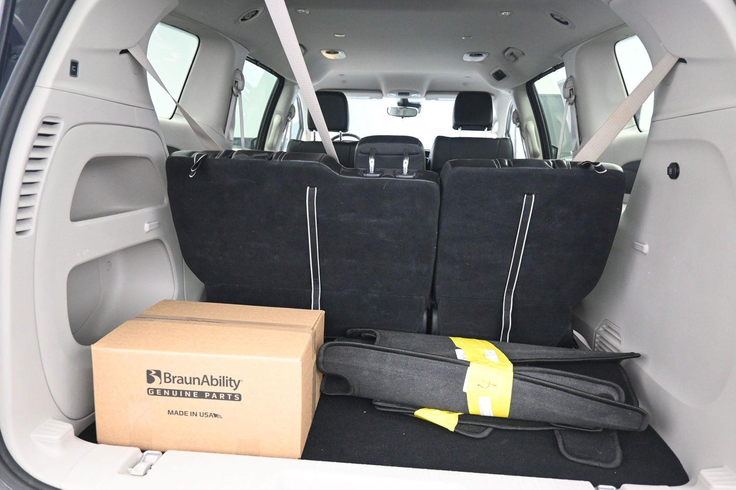 Pre-Owned 2023 Chrysler Pacifica Touring L