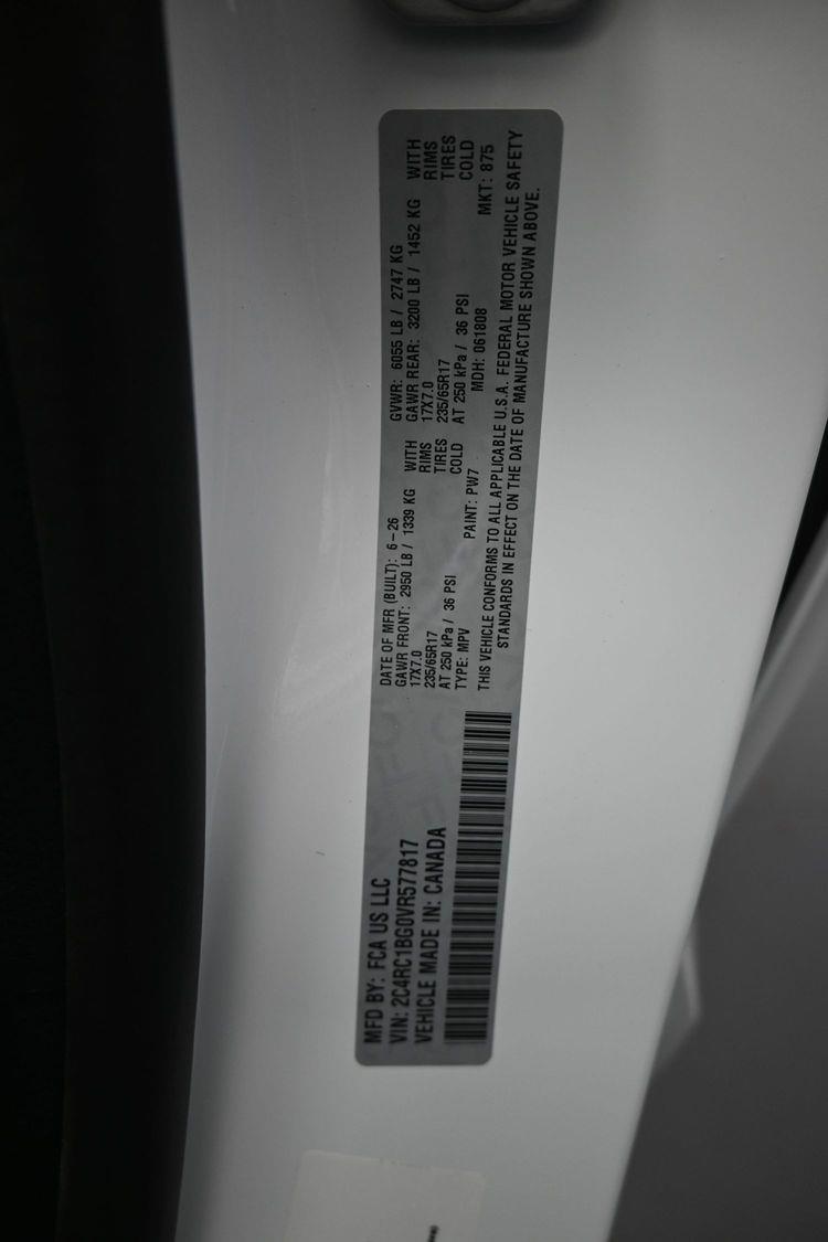 New 2027 Chrysler Pacifica Select