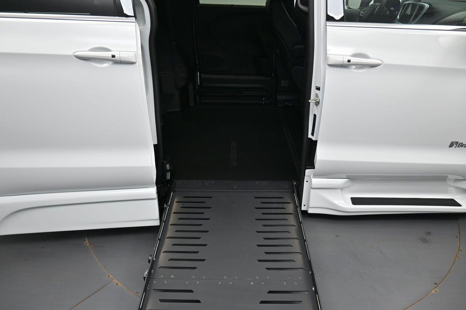 New 2027 Chrysler Pacifica Pacifica