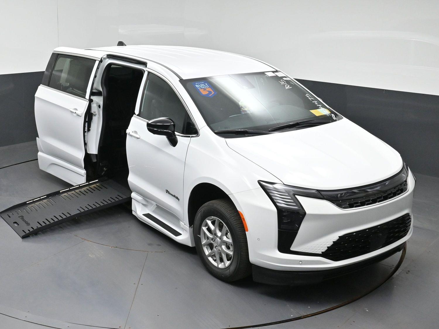New 2027 Chrysler Pacifica Pacifica