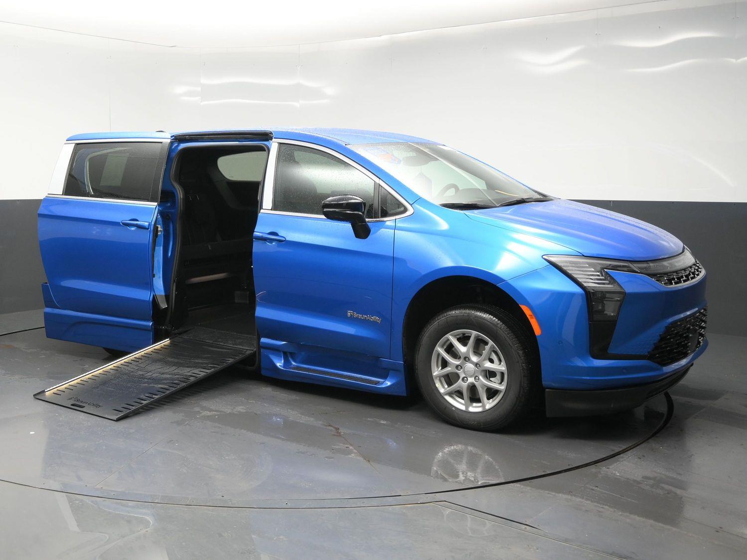 New 2027 Chrysler Pacifica Select
