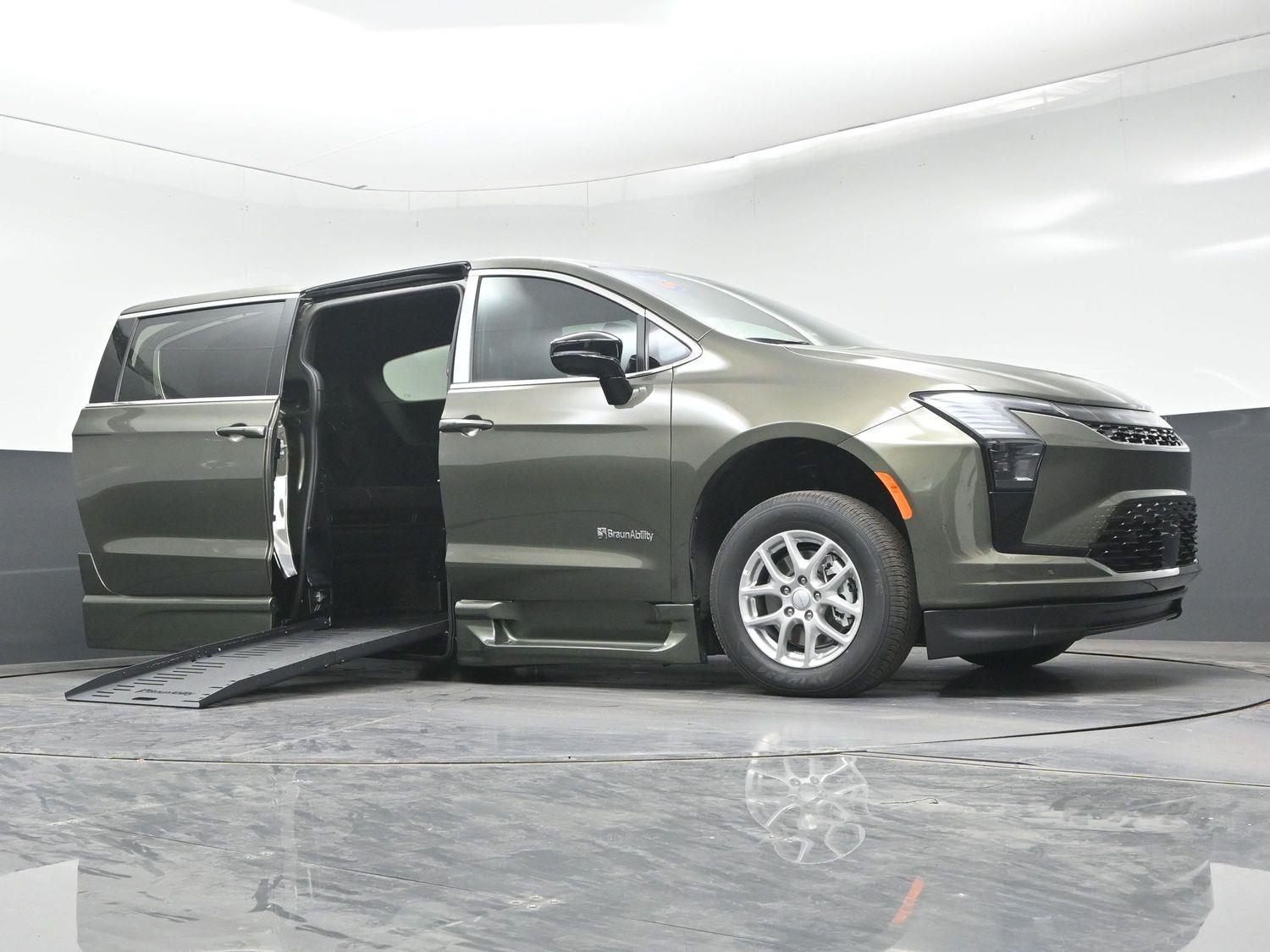 New 2027 Chrysler Pacifica Select