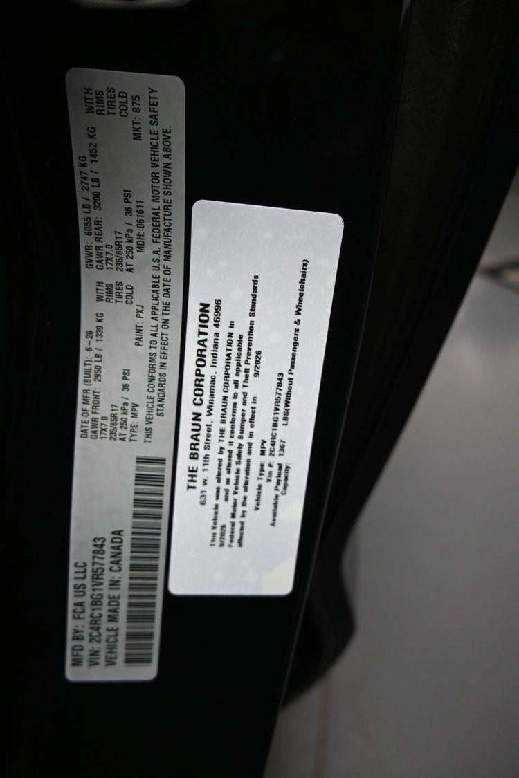 New 2027 Chrysler Pacifica Select