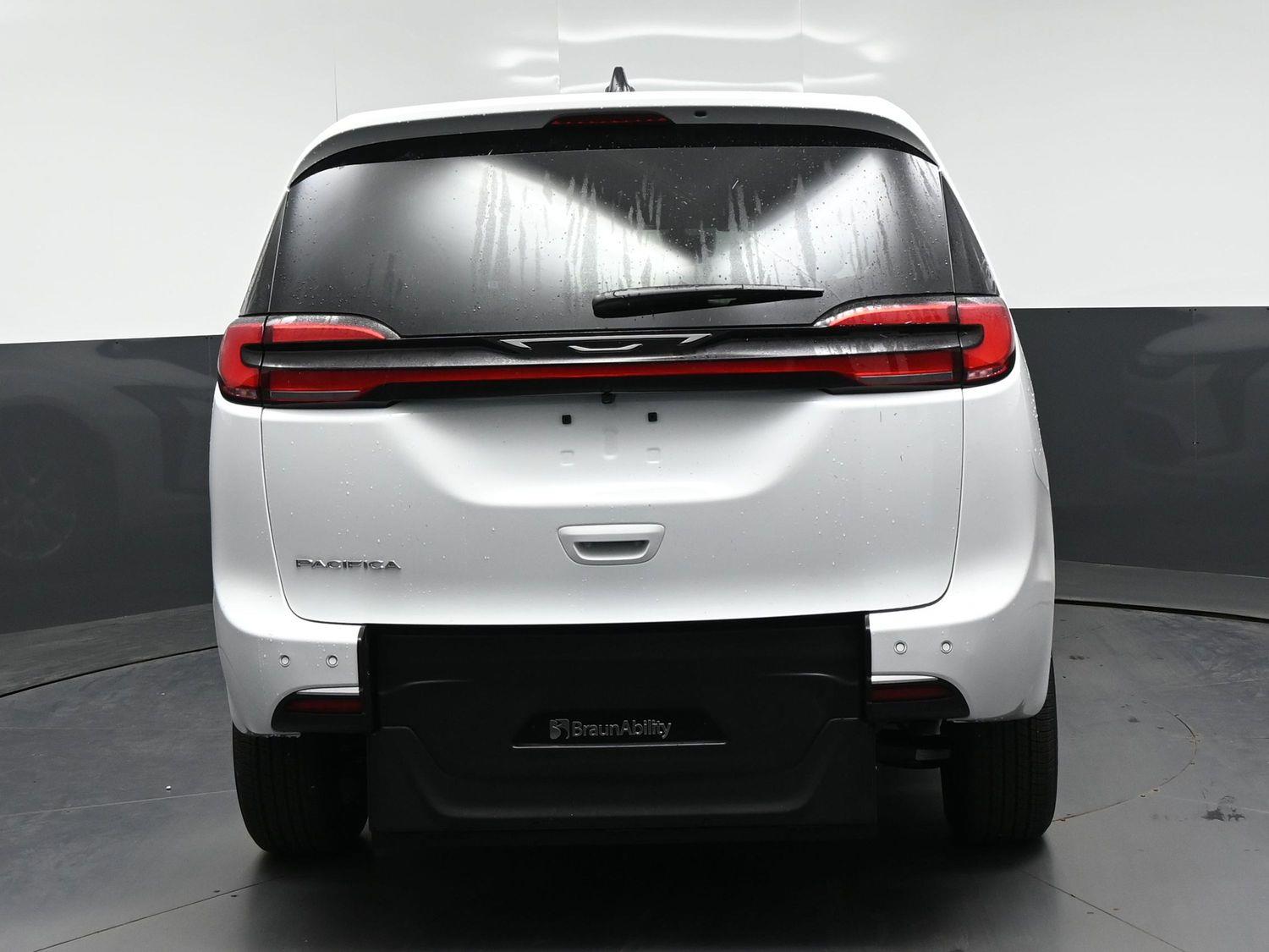 New 2027 Chrysler Pacifica Pacifica