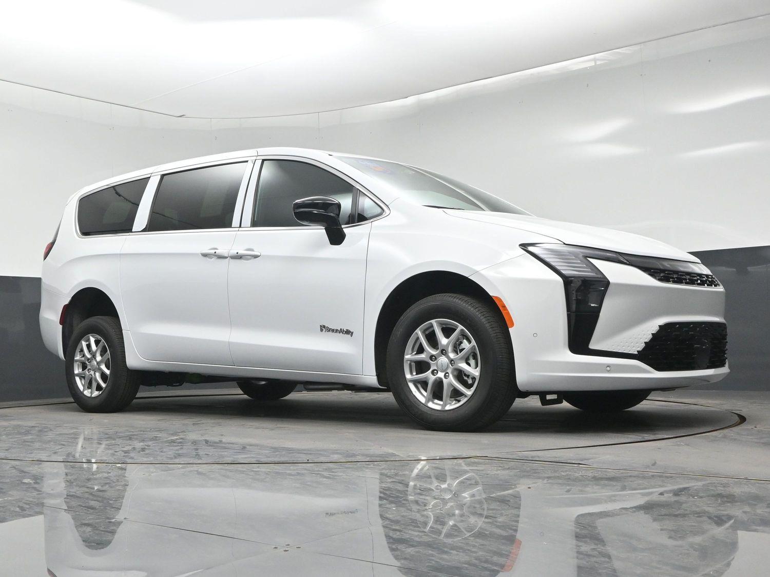 New 2027 Chrysler Pacifica Select
