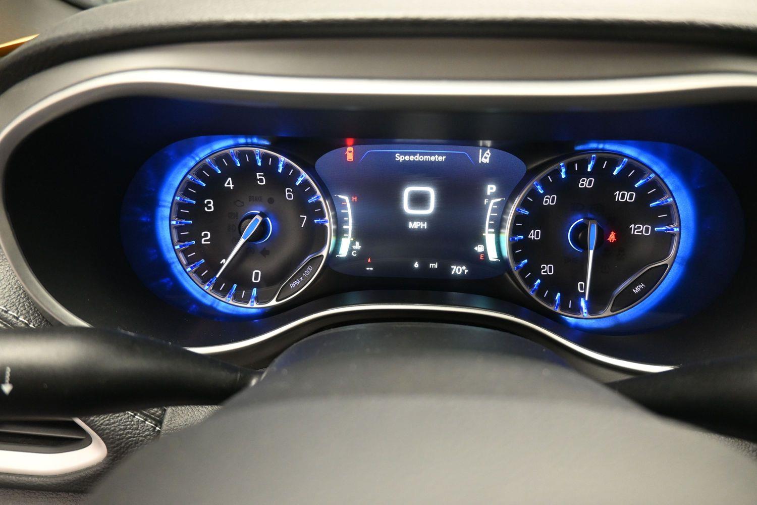 New 2027 Chrysler Pacifica Select
