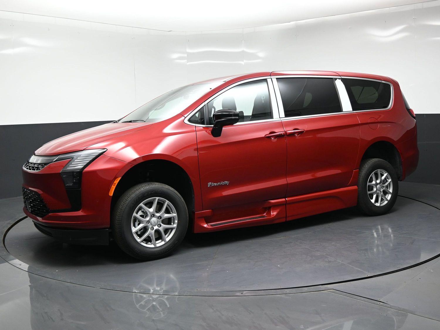 New 2027 Chrysler Pacifica Select