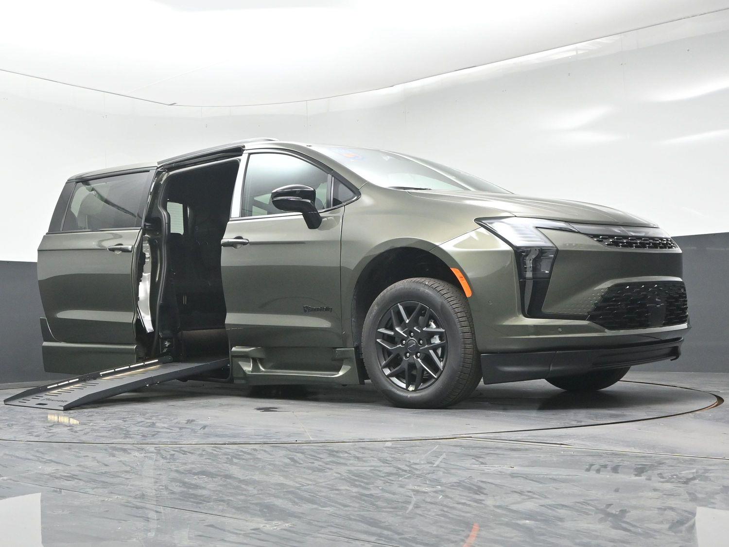 New 2027 Chrysler Pacifica Select