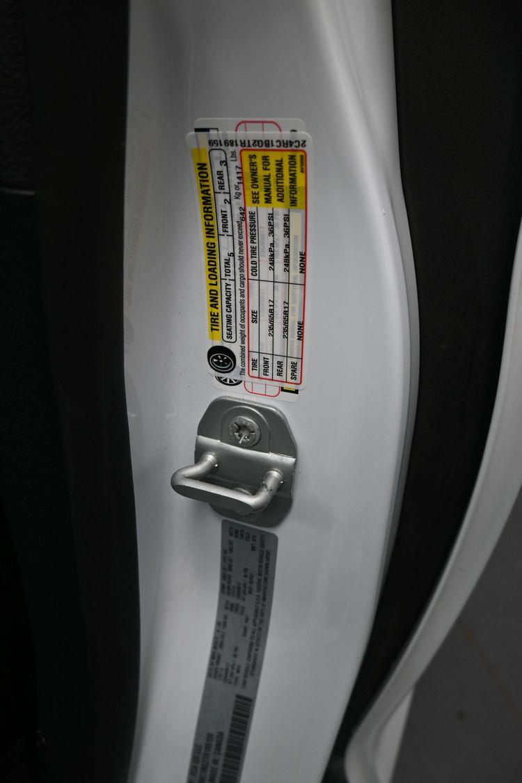 Pre-Owned 2026 Chrysler Pacifica Select
