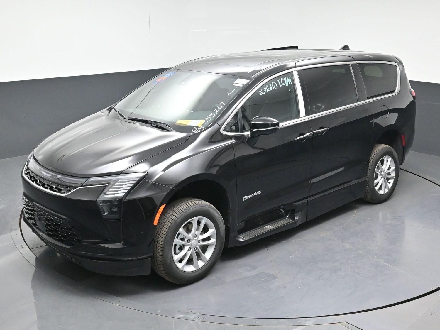 New 2027 Chrysler Pacifica Pacifica
