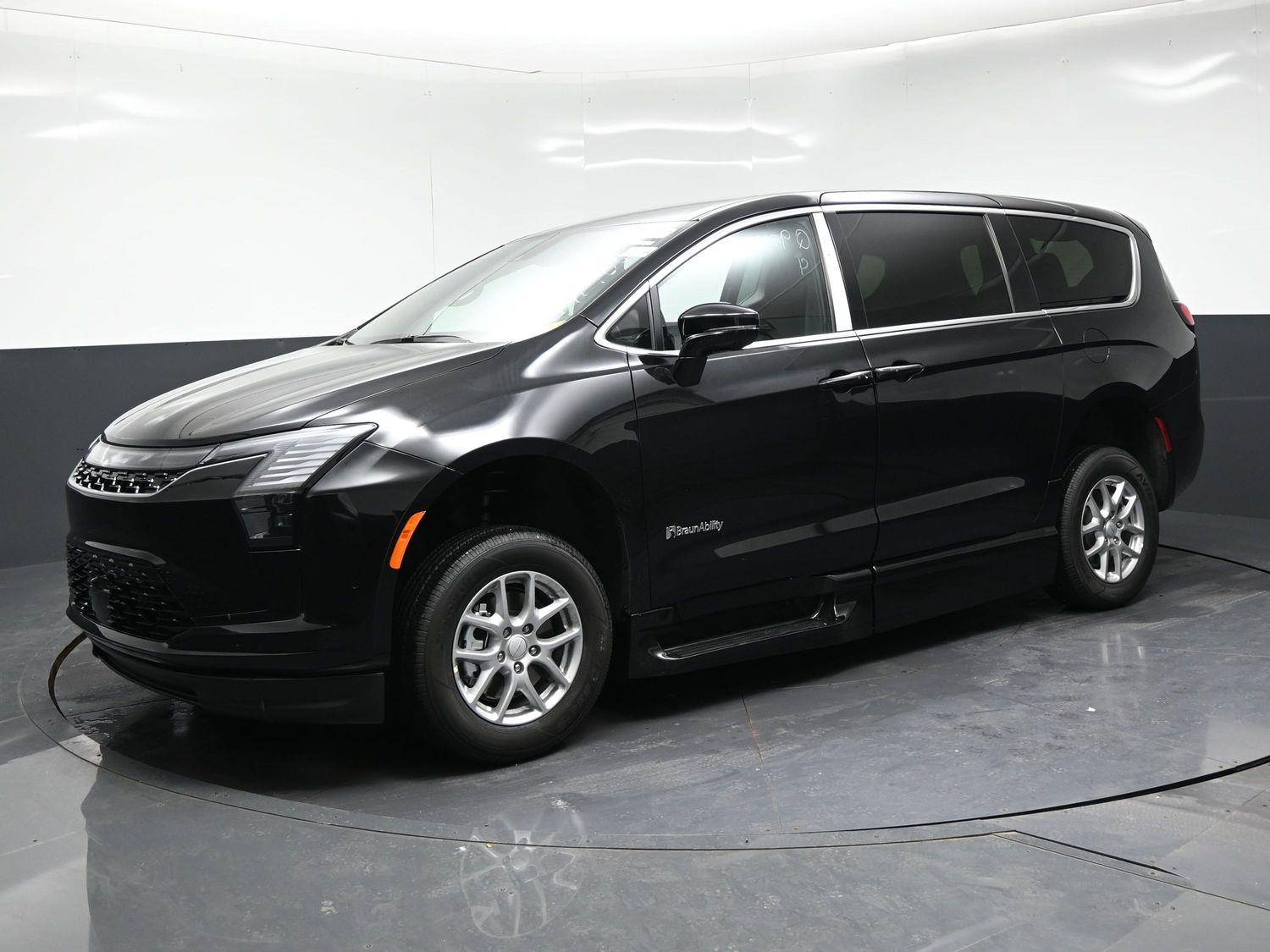 New 2027 Chrysler Pacifica Pacifica
