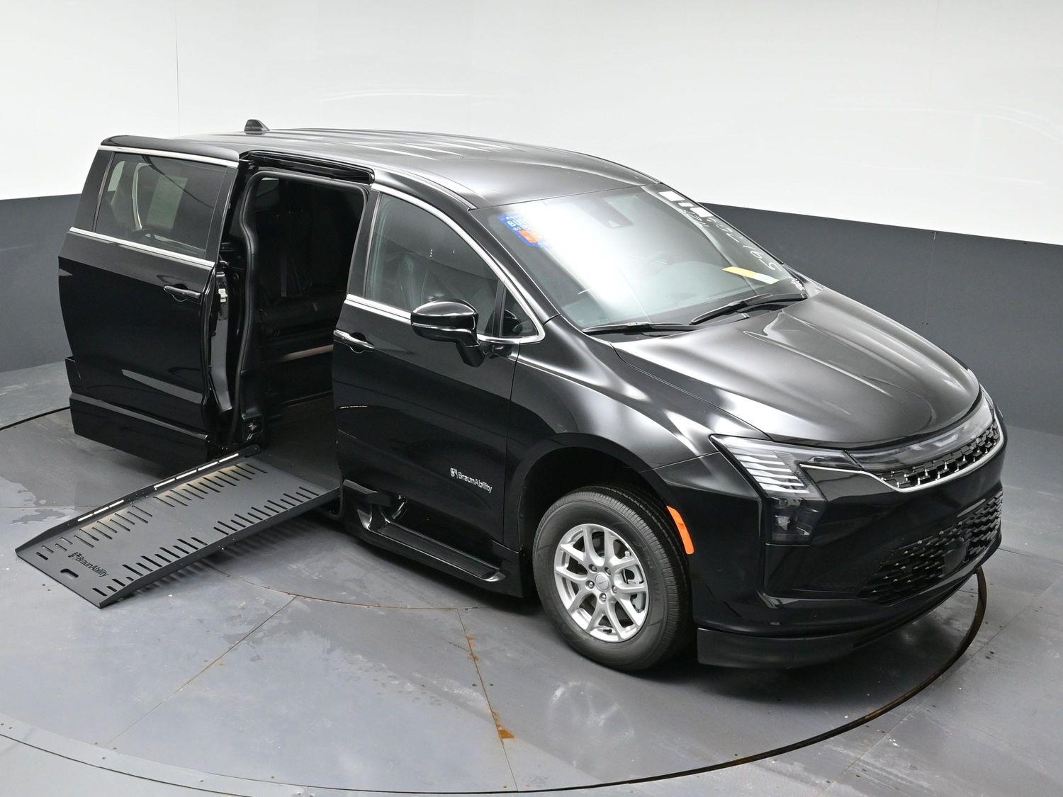 New 2027 Chrysler Pacifica Pacifica