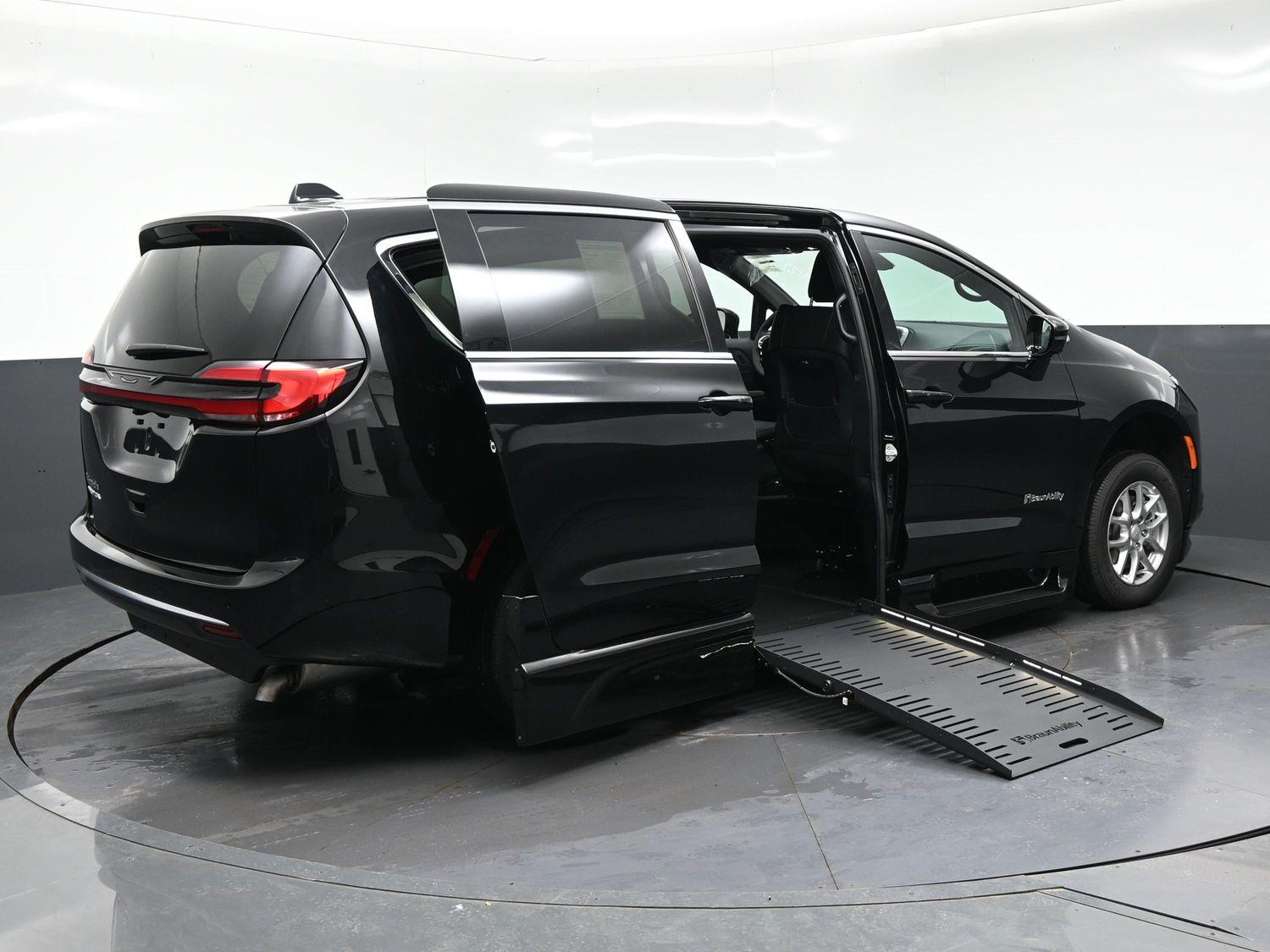 New 2027 Chrysler Pacifica Pacifica