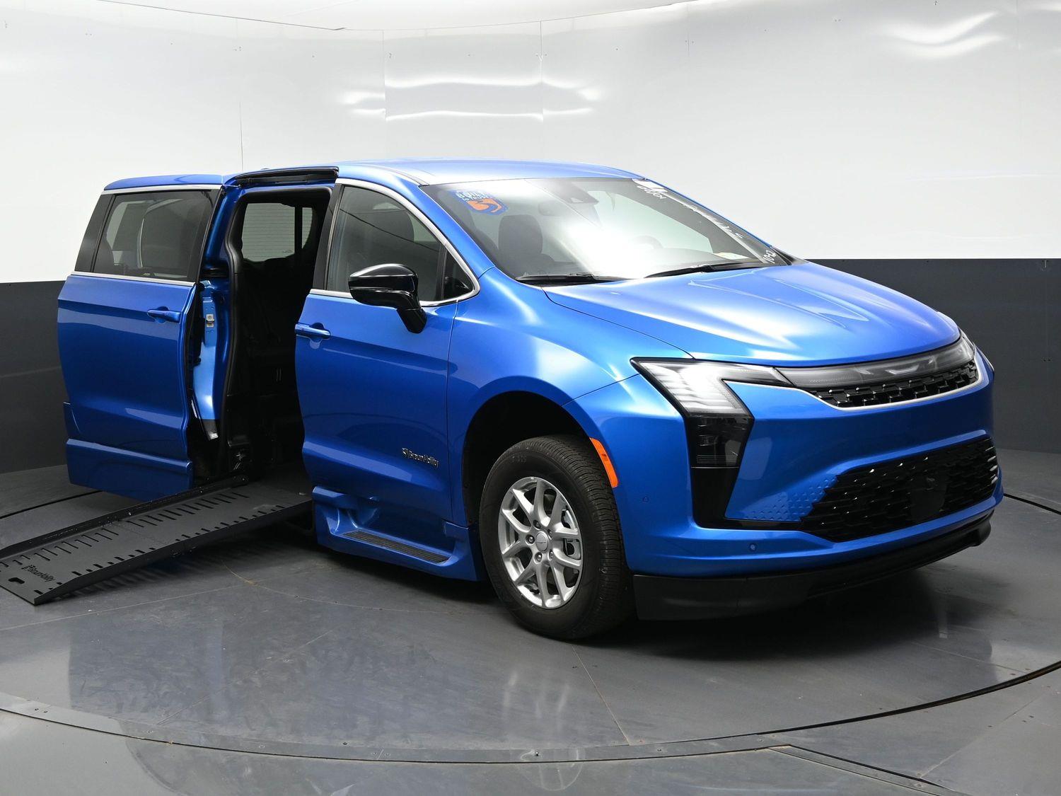 New 2027 Chrysler Pacifica Select