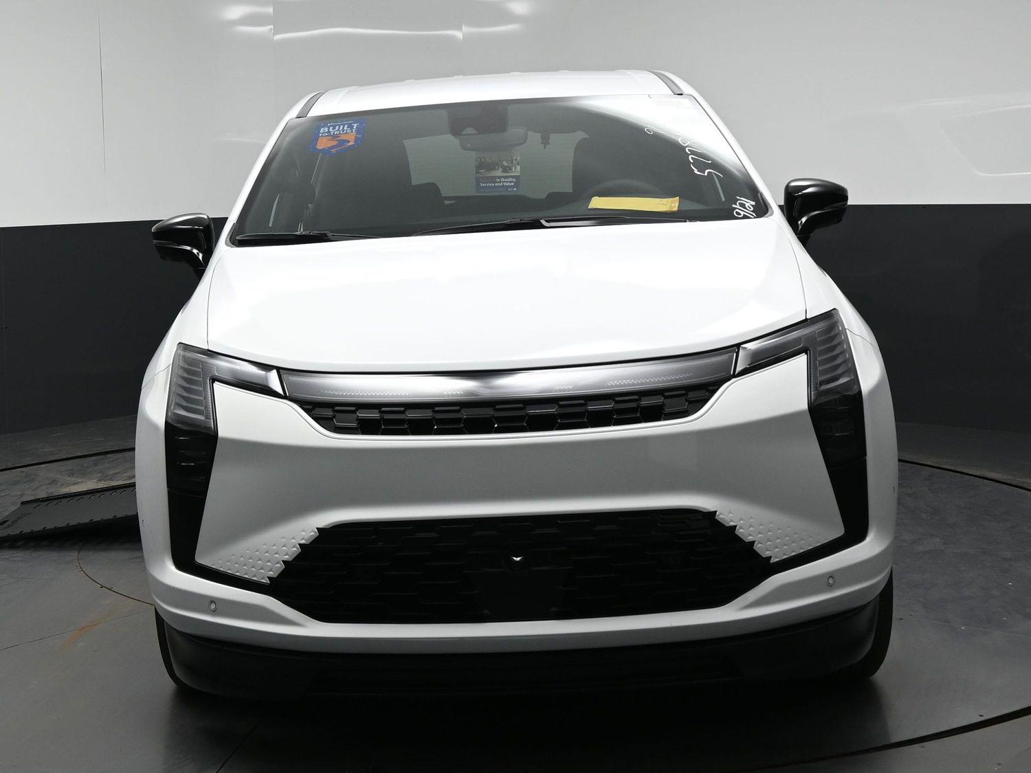New 2027 Chrysler Pacifica Select