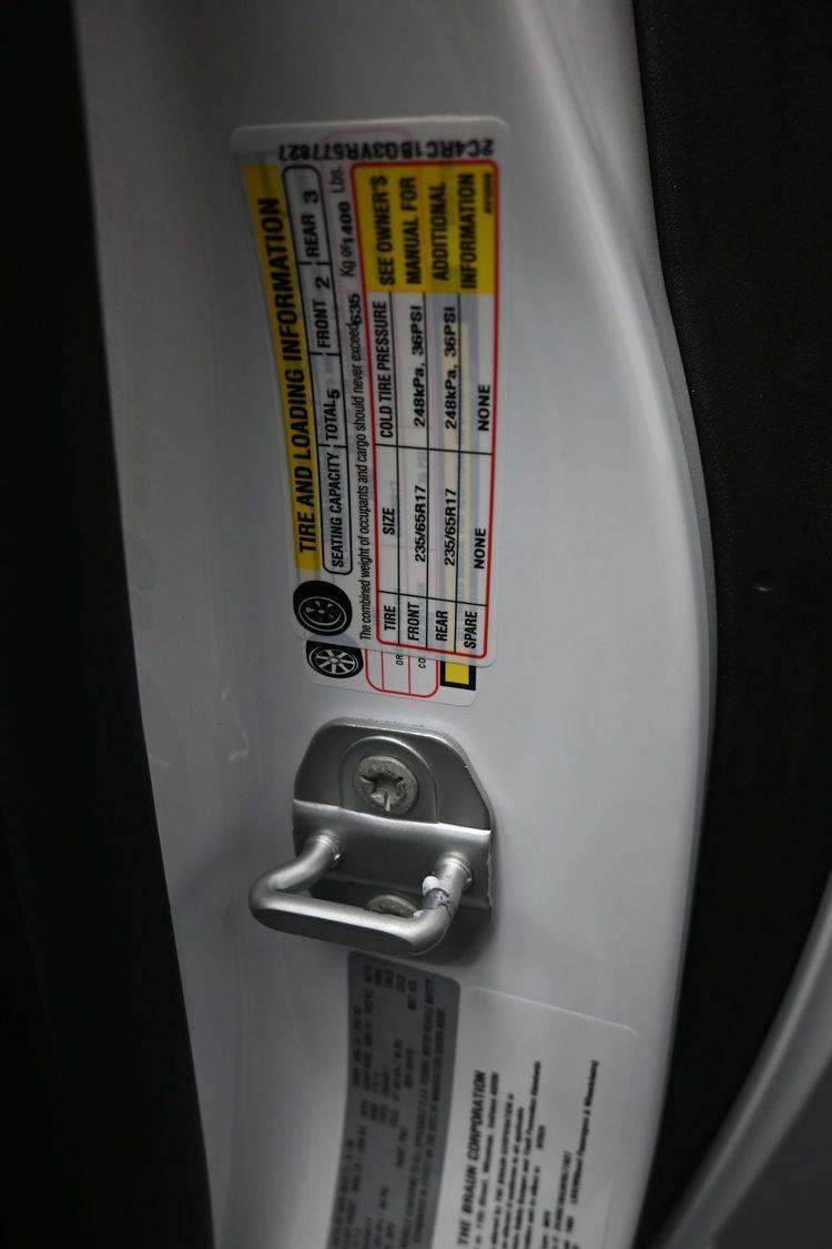 New 2027 Chrysler Pacifica Select