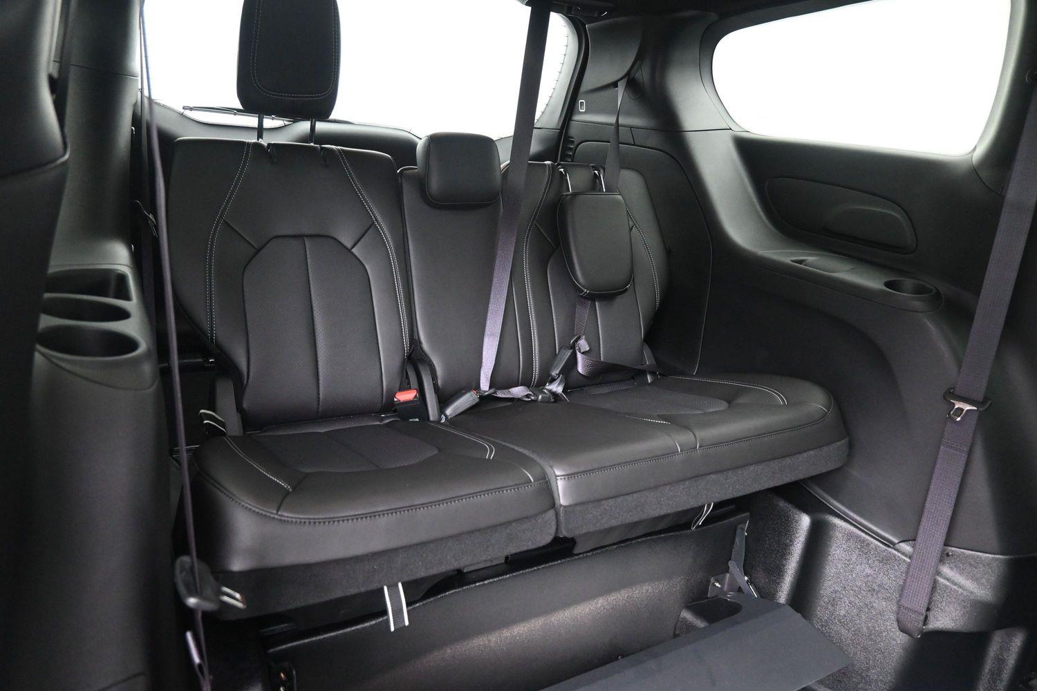 New 2027 Chrysler Pacifica Pacifica