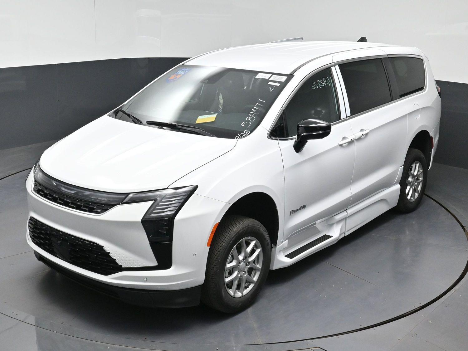 New 2027 Chrysler Pacifica Pacifica
