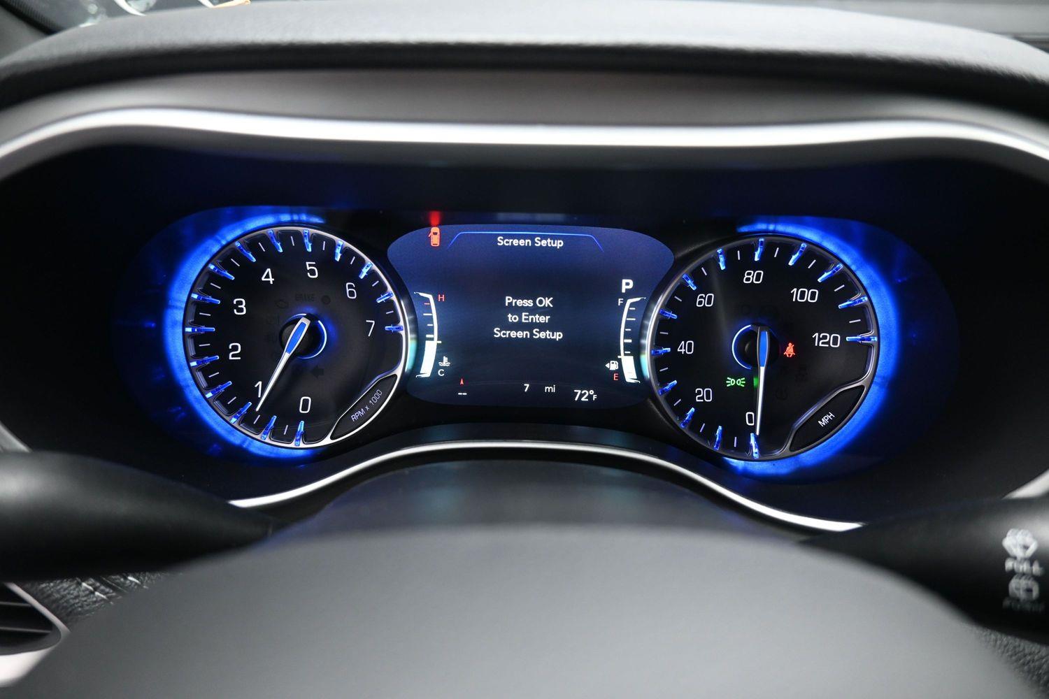 New 2027 Chrysler Pacifica Select