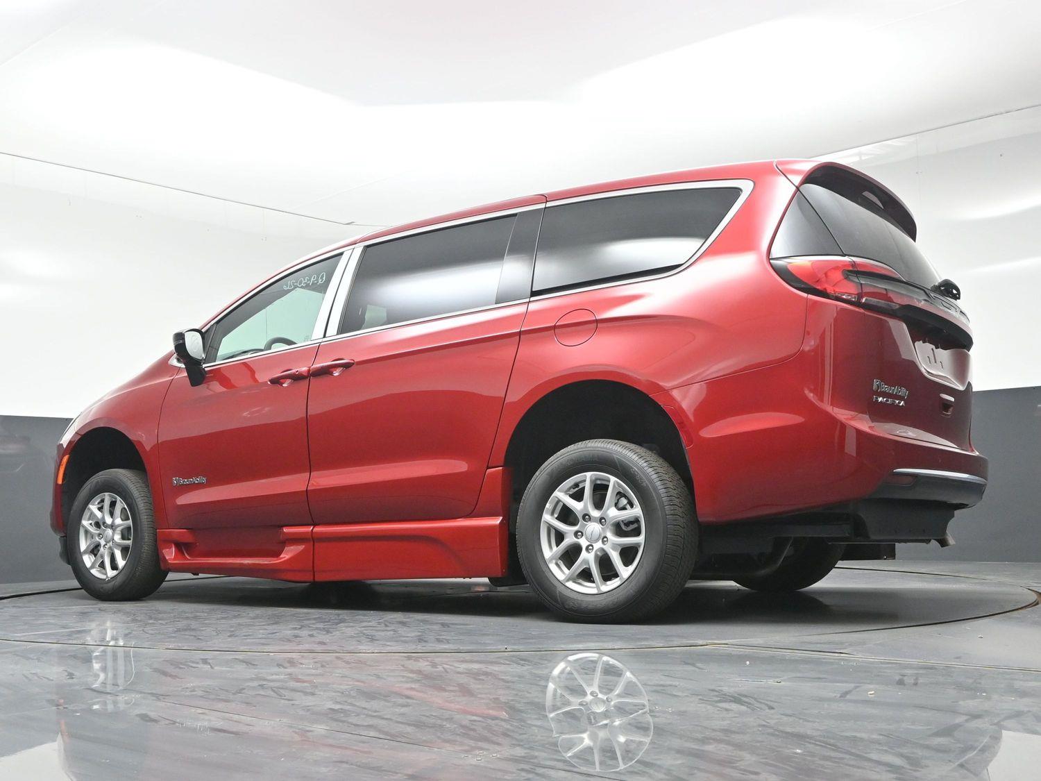 New 2027 Chrysler Pacifica Pacifica