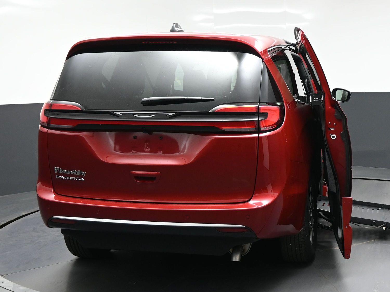 New 2027 Chrysler Pacifica Pacifica