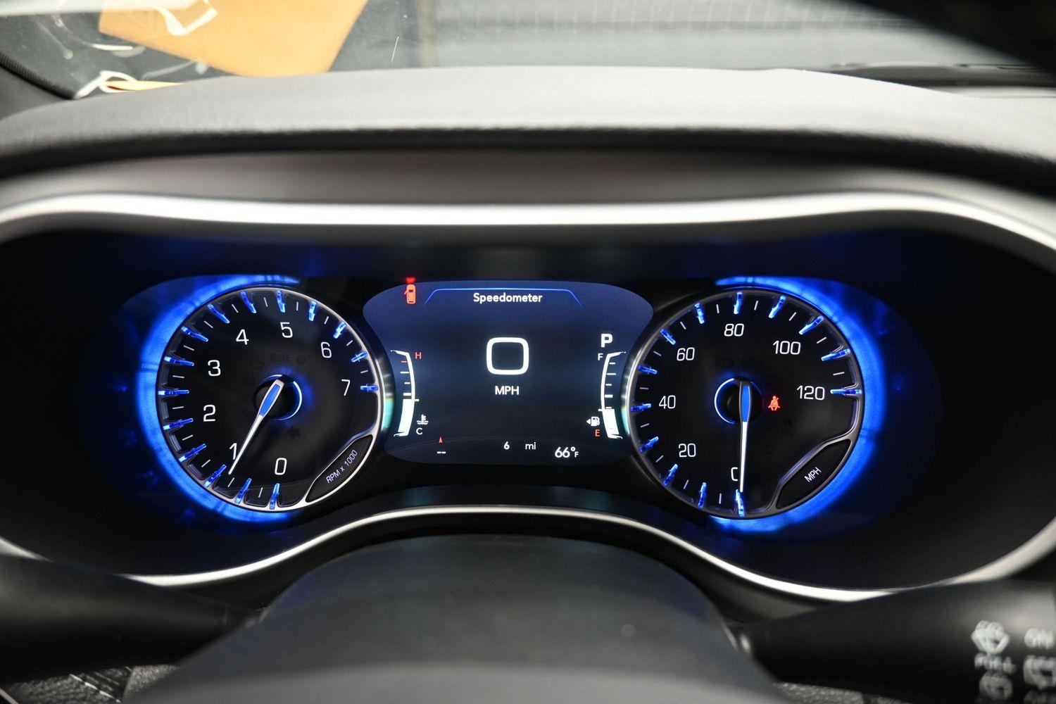New 2027 Chrysler Pacifica Select
