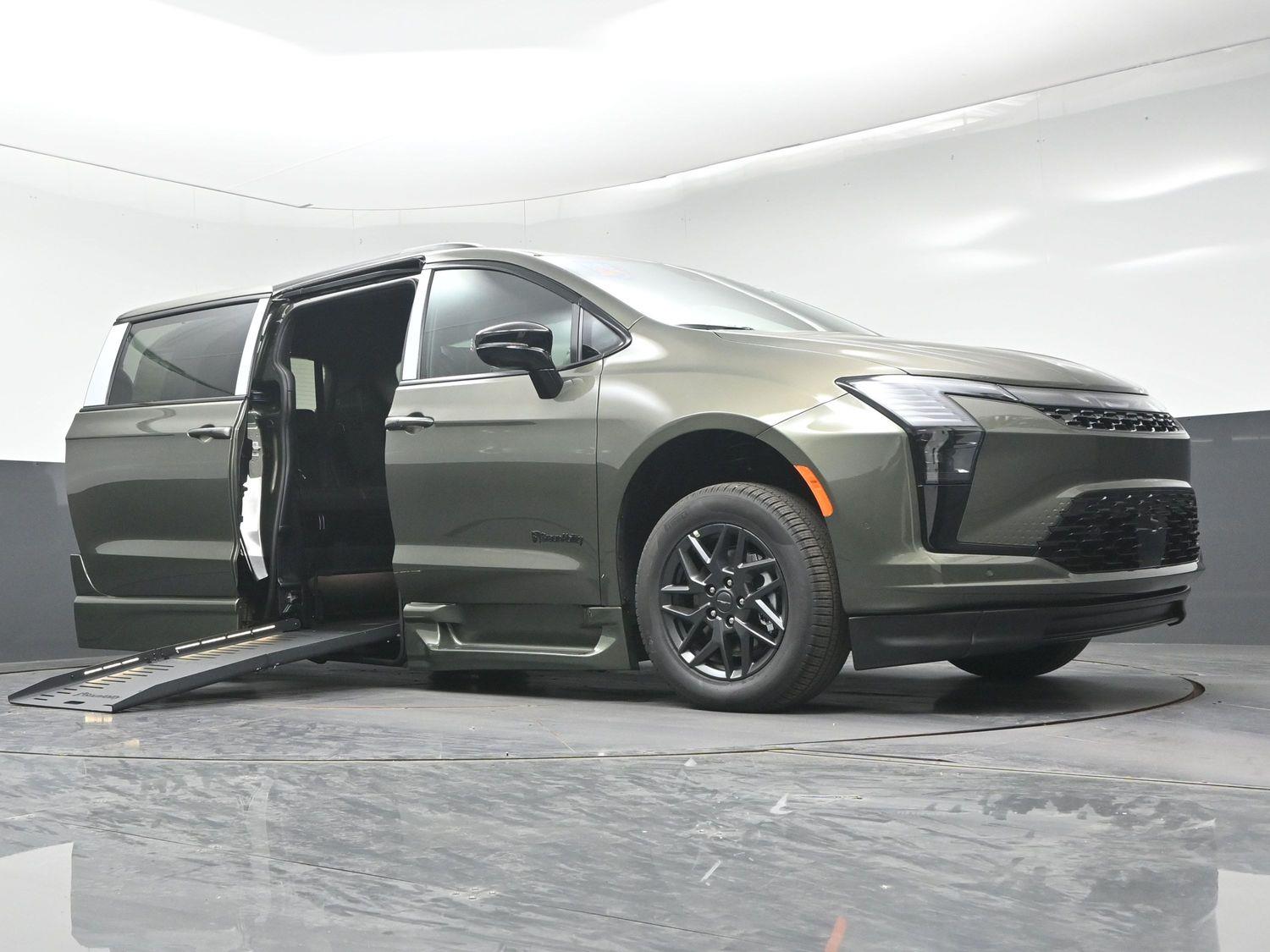New 2027 Chrysler Pacifica Select