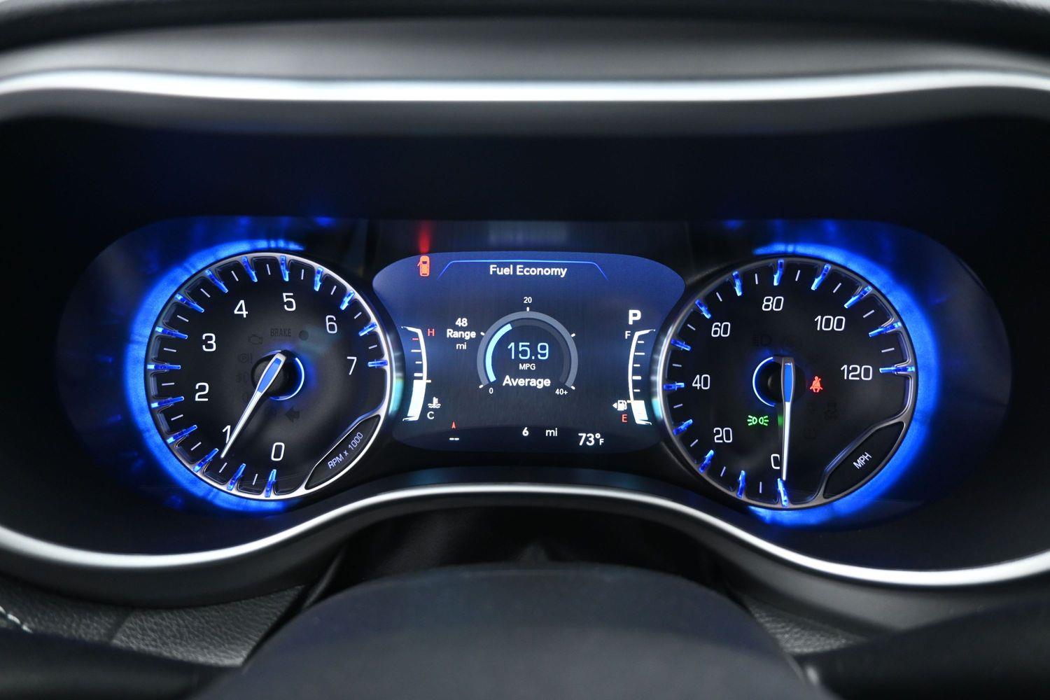 New 2027 Chrysler Pacifica Select
