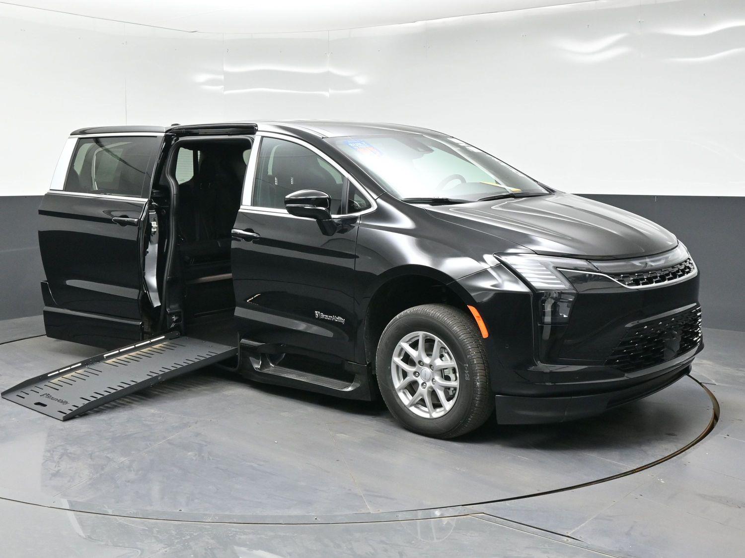 New 2027 Chrysler Pacifica Select