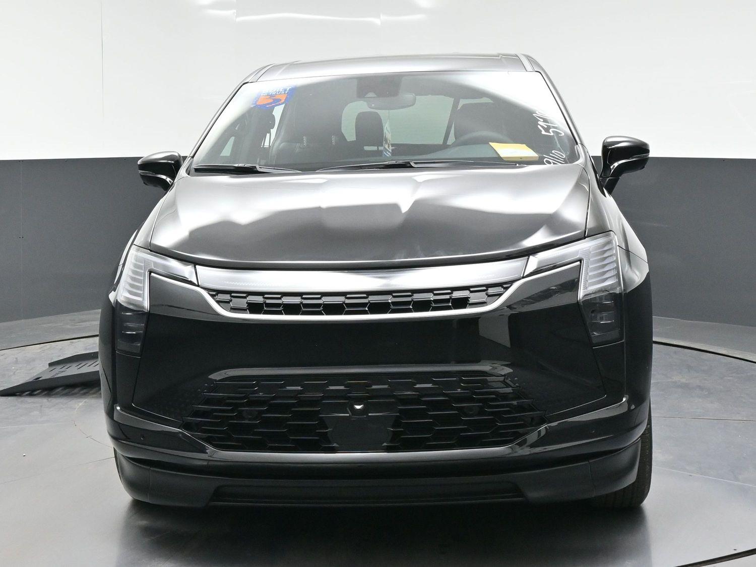 New 2027 Chrysler Pacifica Select