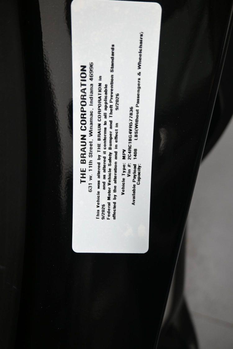 New 2027 Chrysler Pacifica Select