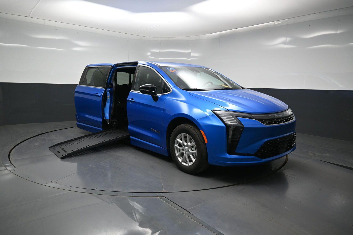 New 2027 Chrysler Pacifica Select