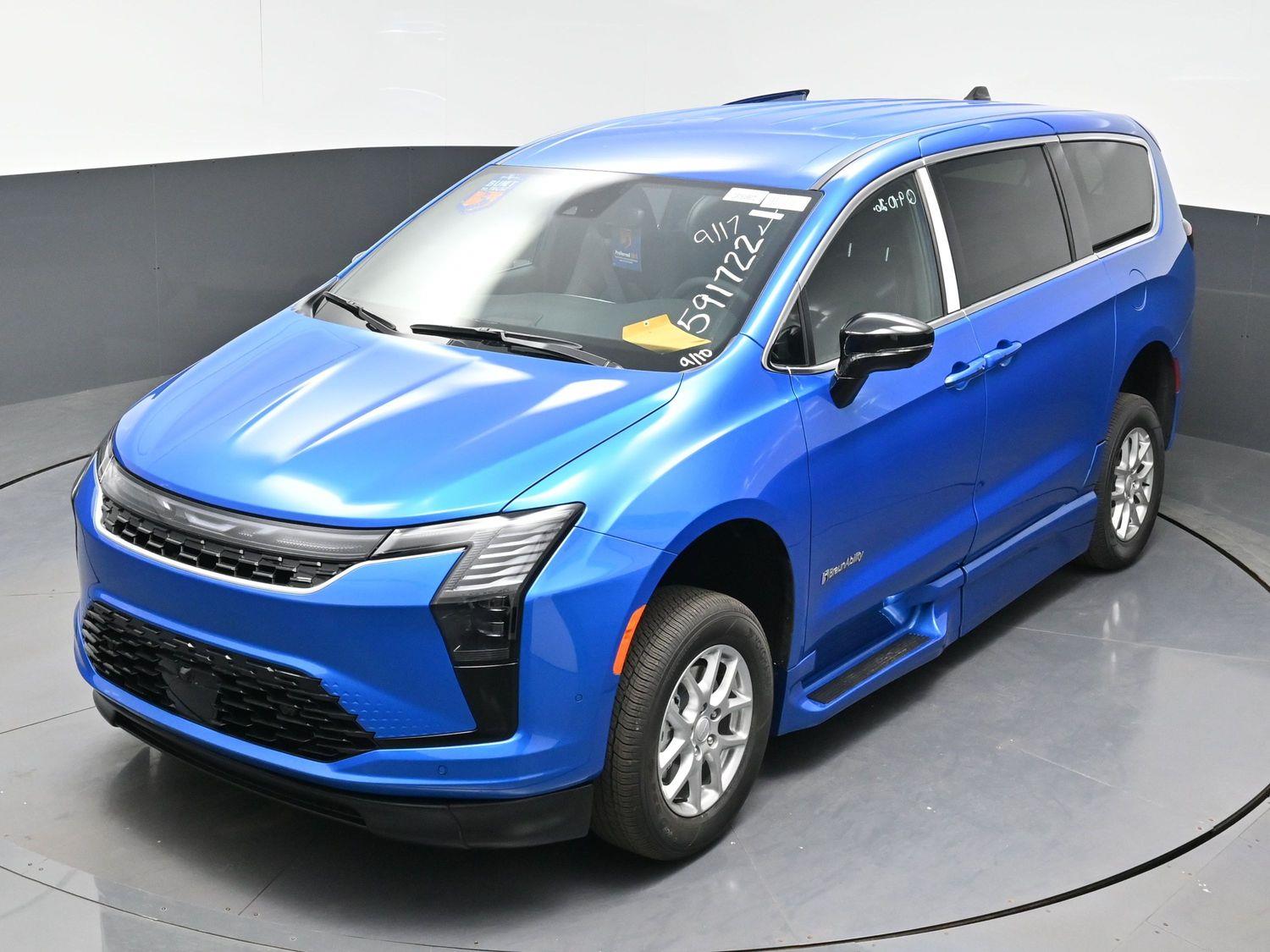 New 2027 Chrysler Pacifica Select
