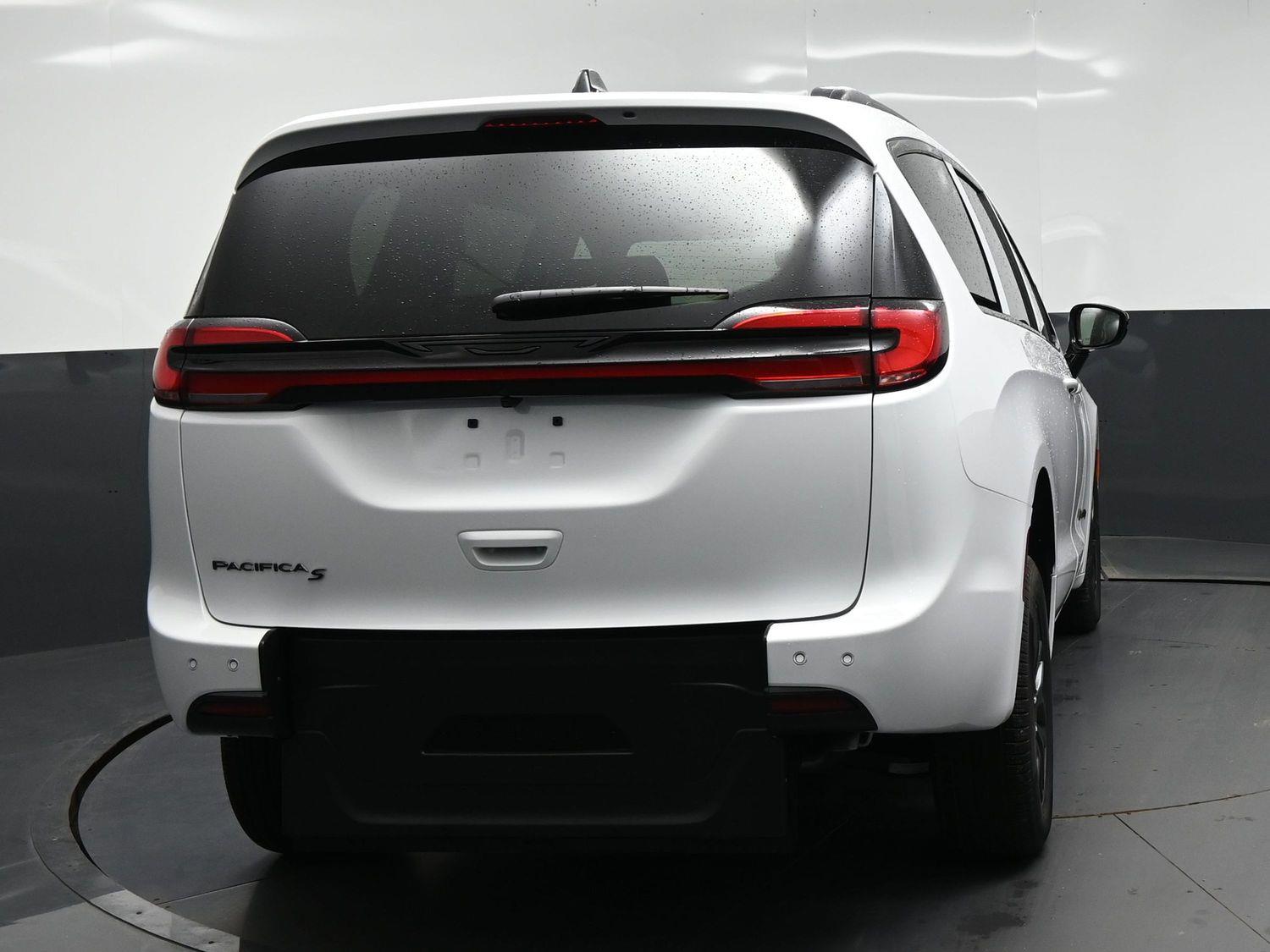 New 2027 Chrysler Pacifica Pacifica