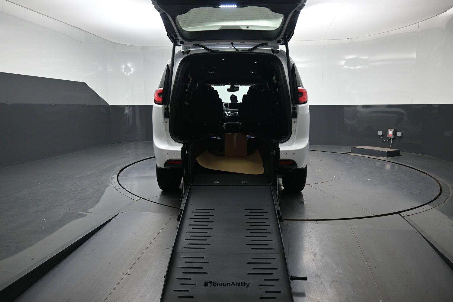 New 2027 Chrysler Pacifica Pacifica