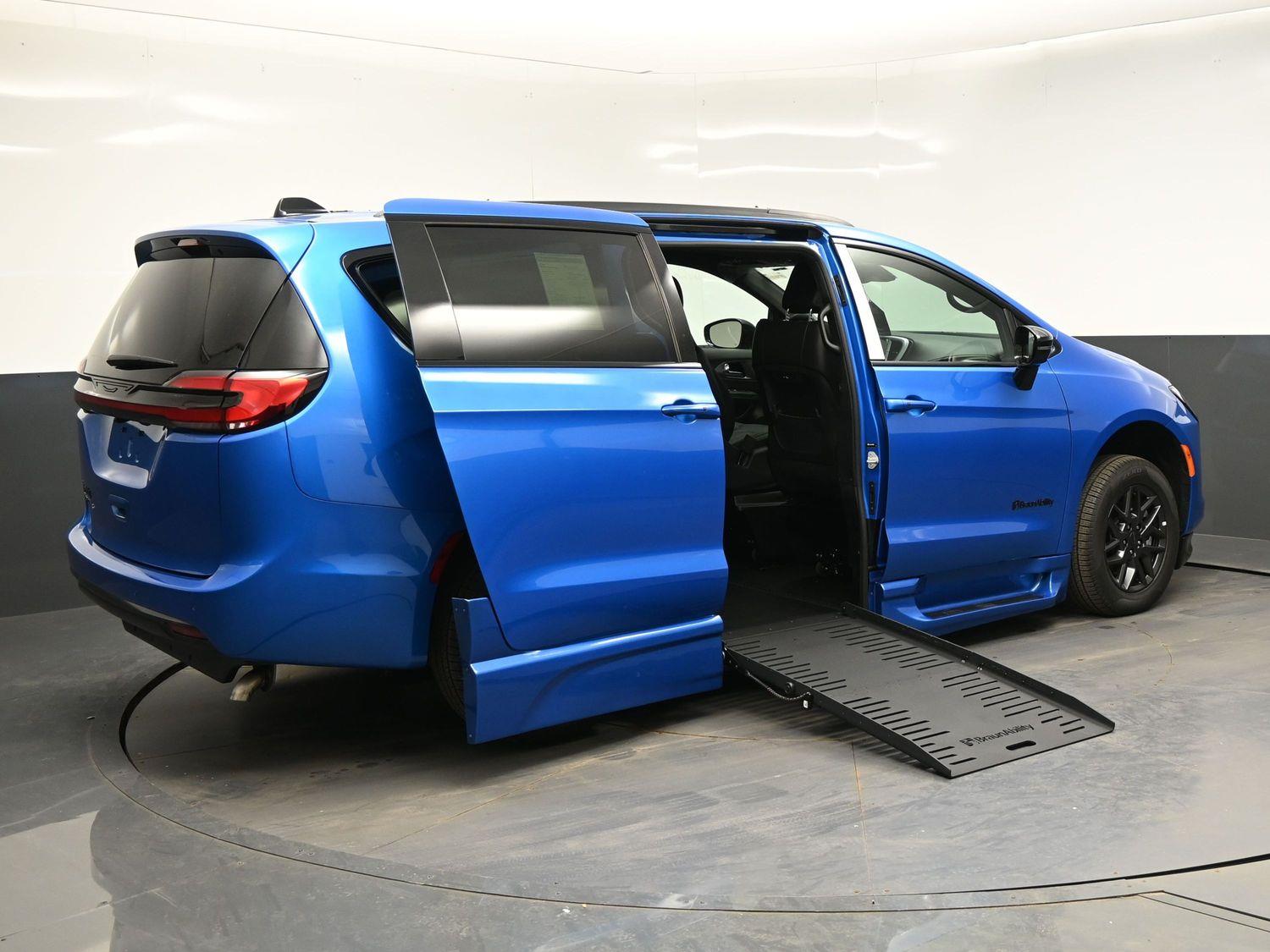 New 2027 Chrysler Pacifica Pacifica