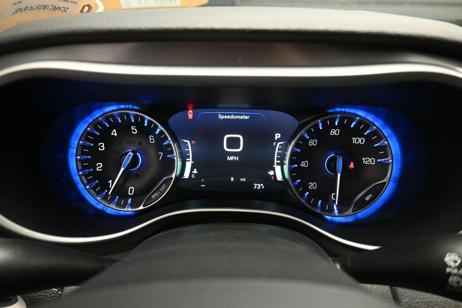 New 2026 Chrysler Pacifica Select