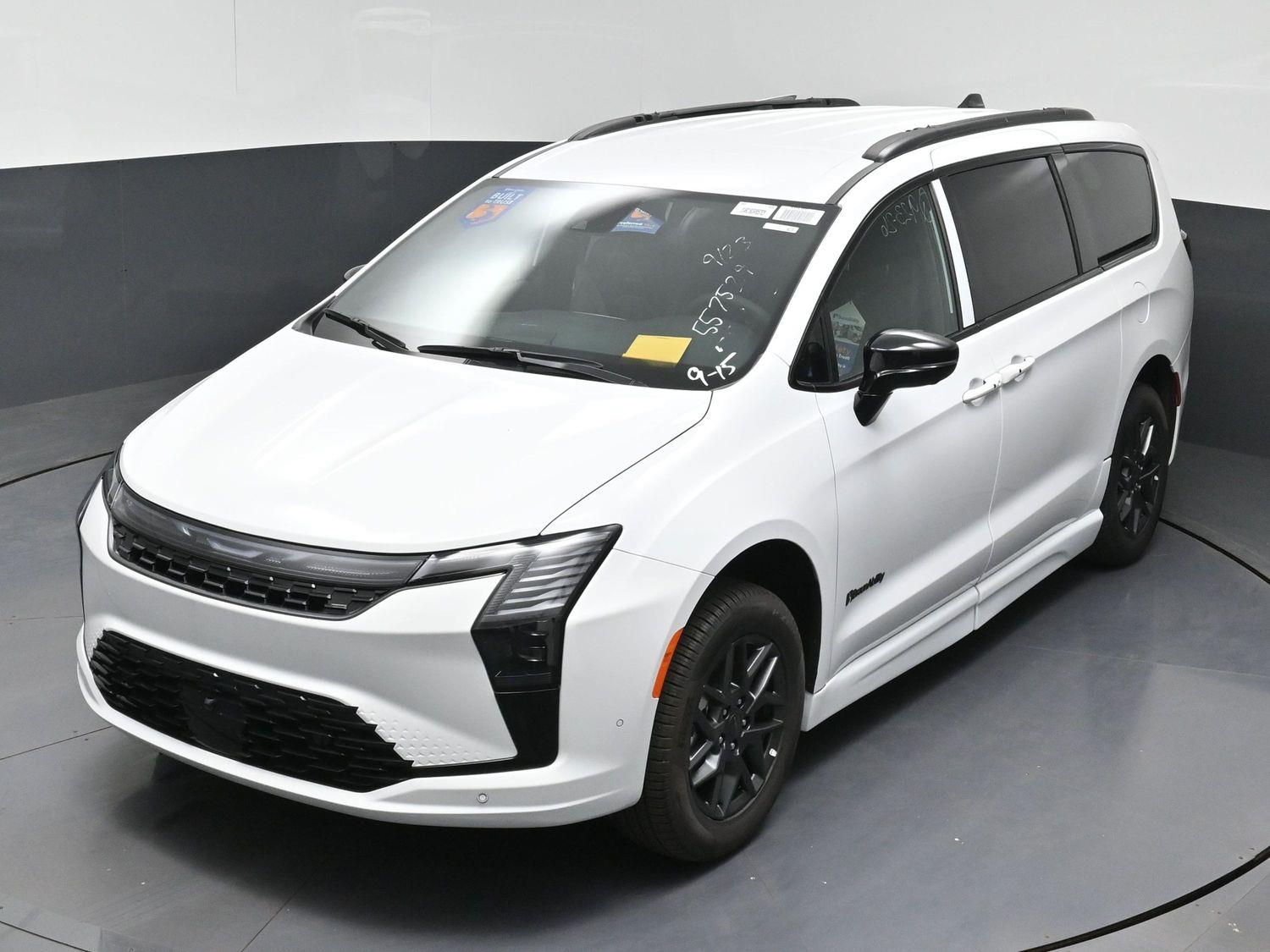 New 2027 Chrysler Pacifica Pacifica