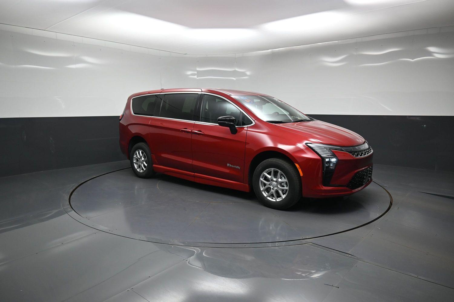New 2027 Chrysler Pacifica Select